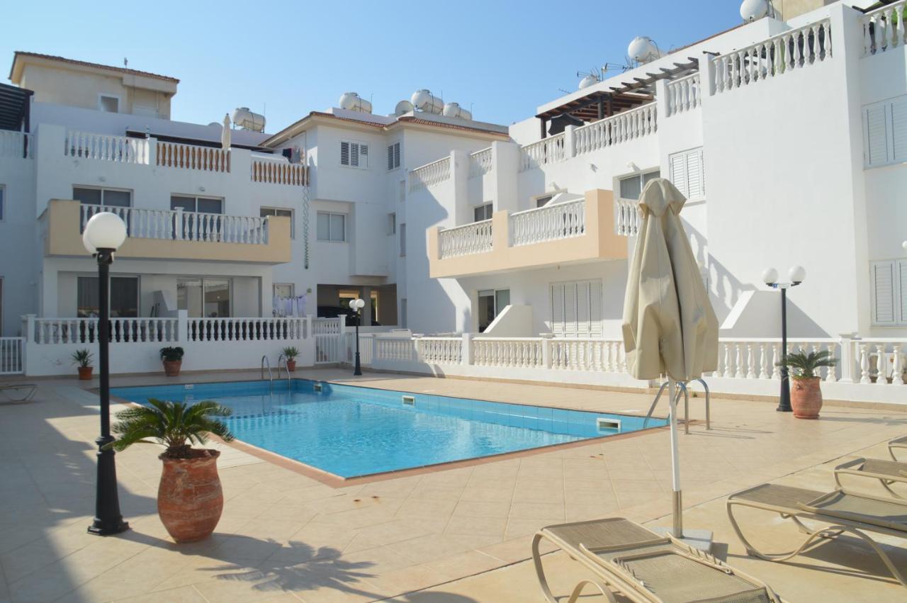 Ferienwohnung Kapparis Penthouse Paralimni Exterior foto