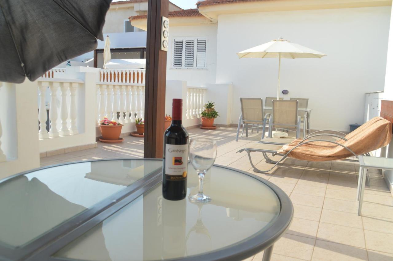 Ferienwohnung Kapparis Penthouse Paralimni Exterior foto