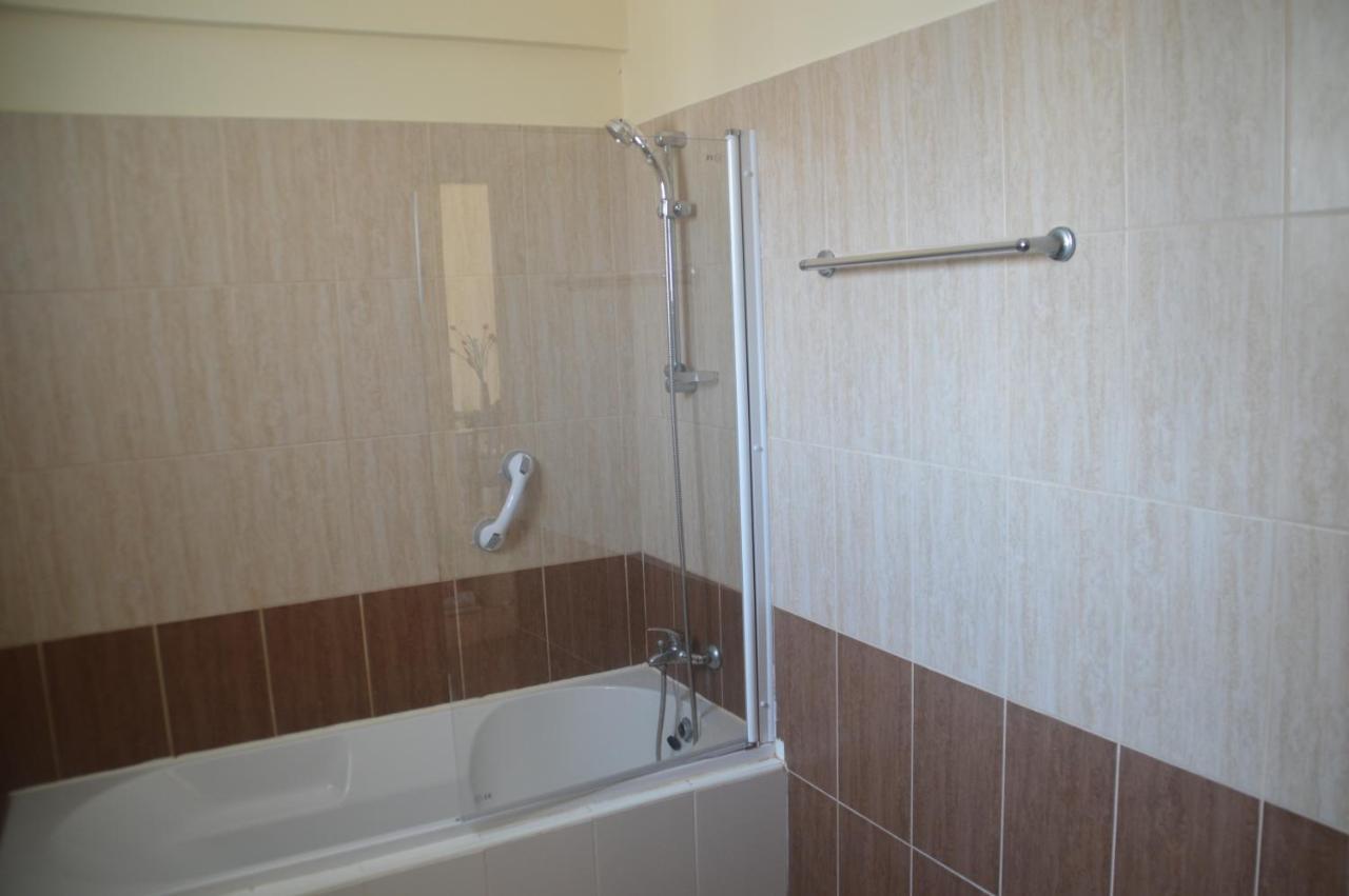 Ferienwohnung Kapparis Penthouse Paralimni Exterior foto