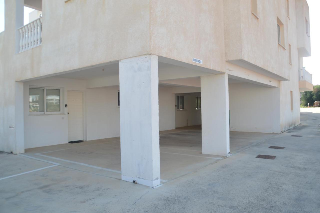 Ferienwohnung Kapparis Penthouse Paralimni Exterior foto