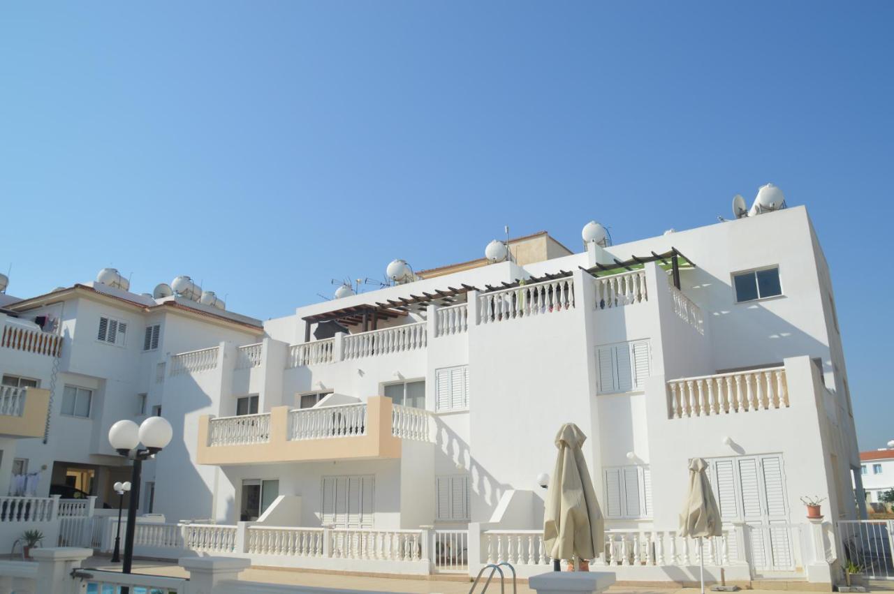Ferienwohnung Kapparis Penthouse Paralimni Exterior foto